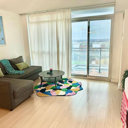Lush Condo By Cntower - Free Parking Toronto Extérieur photo