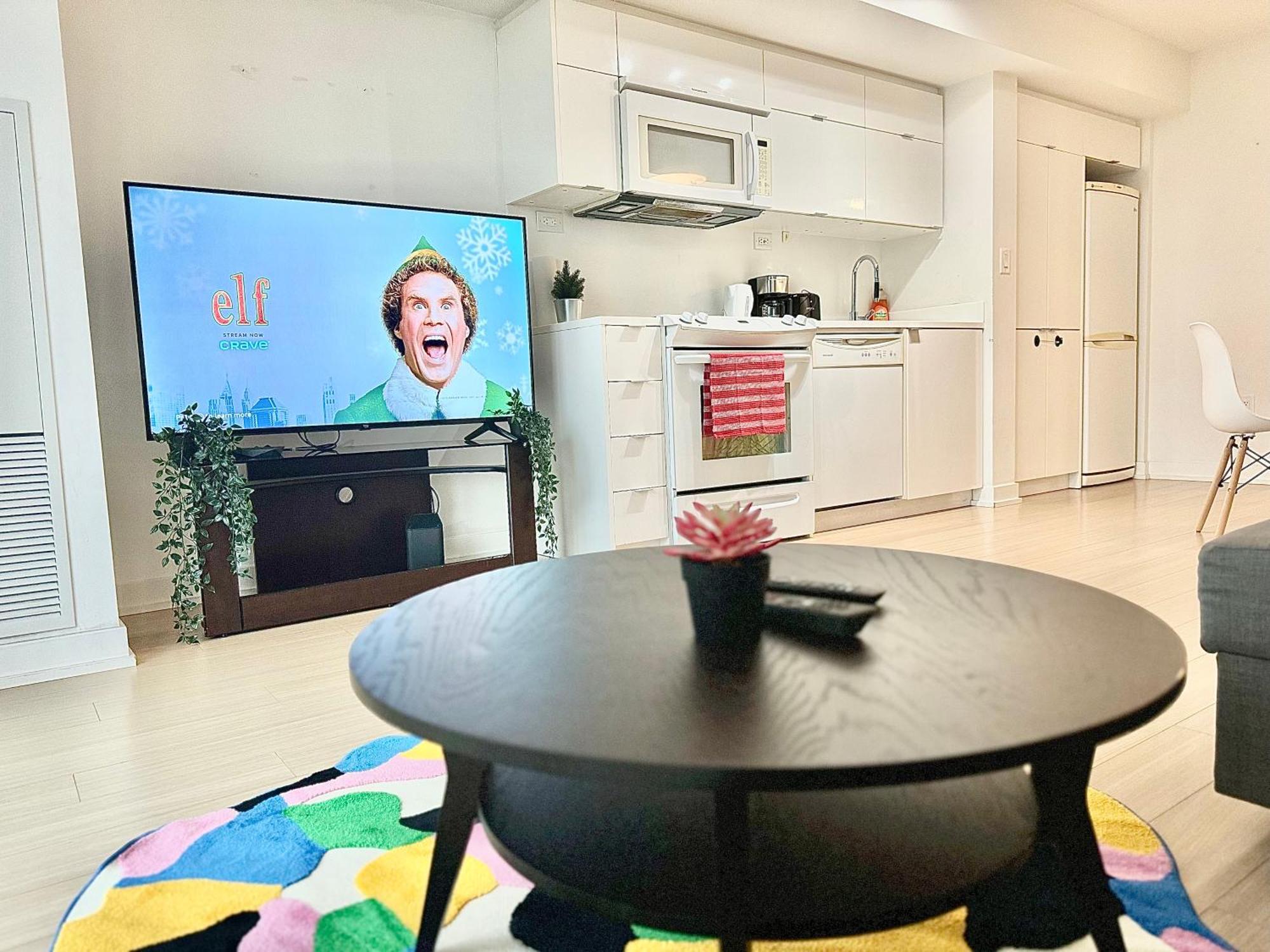 Lush Condo By Cntower - Free Parking Toronto Extérieur photo