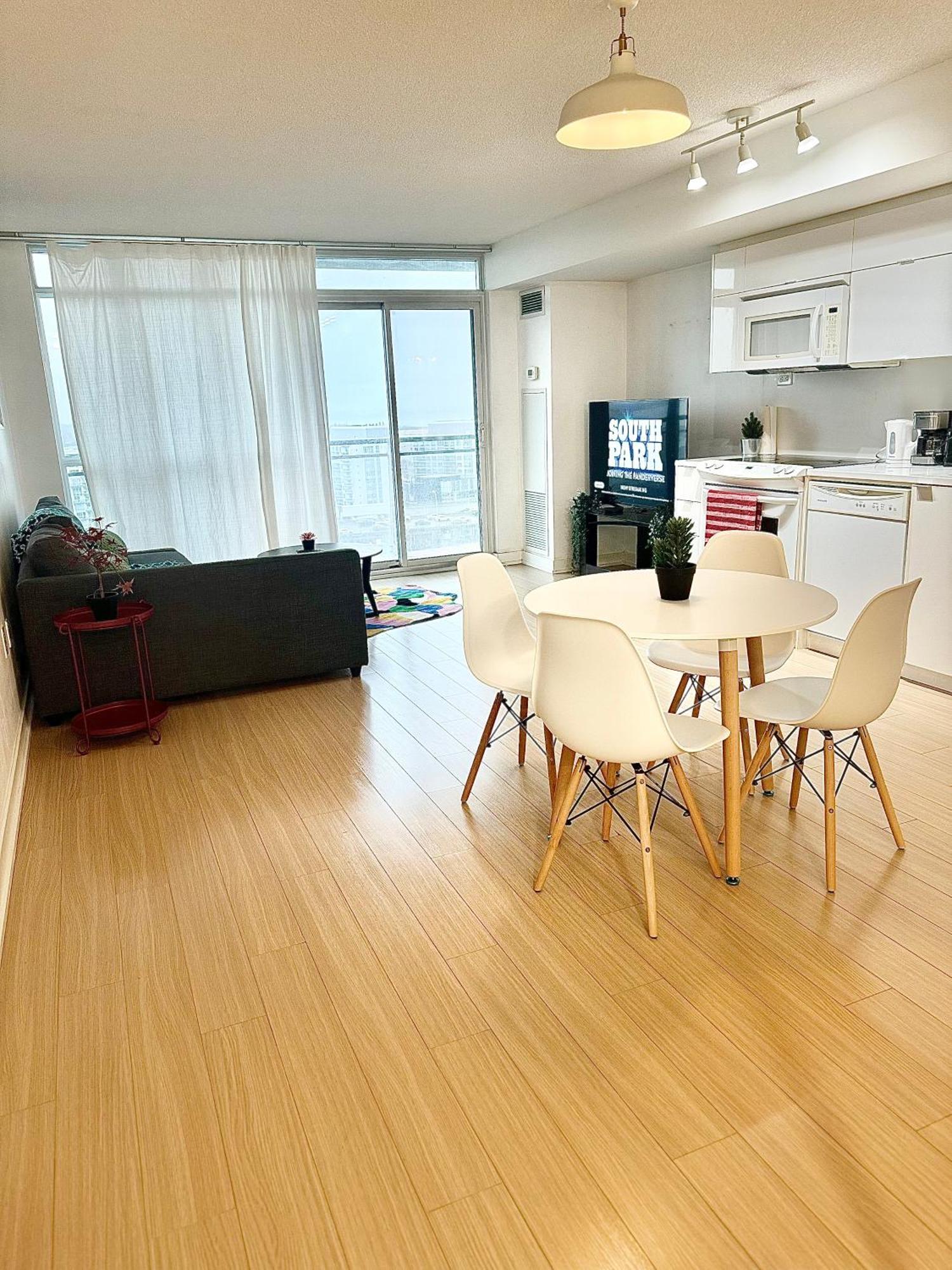 Lush Condo By Cntower - Free Parking Toronto Extérieur photo
